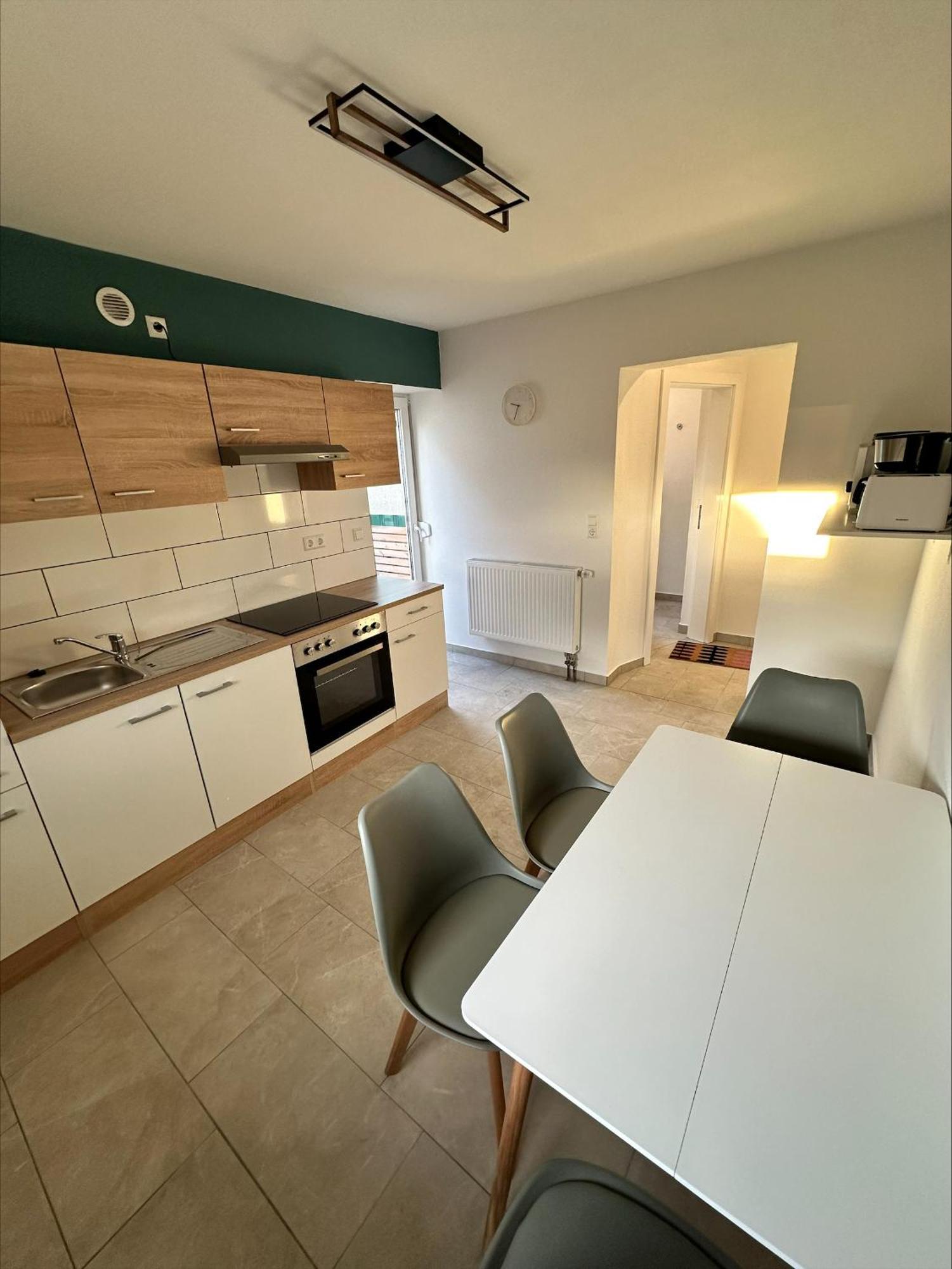 Doppelzimmer 1 - Neu Renoviert Apartment