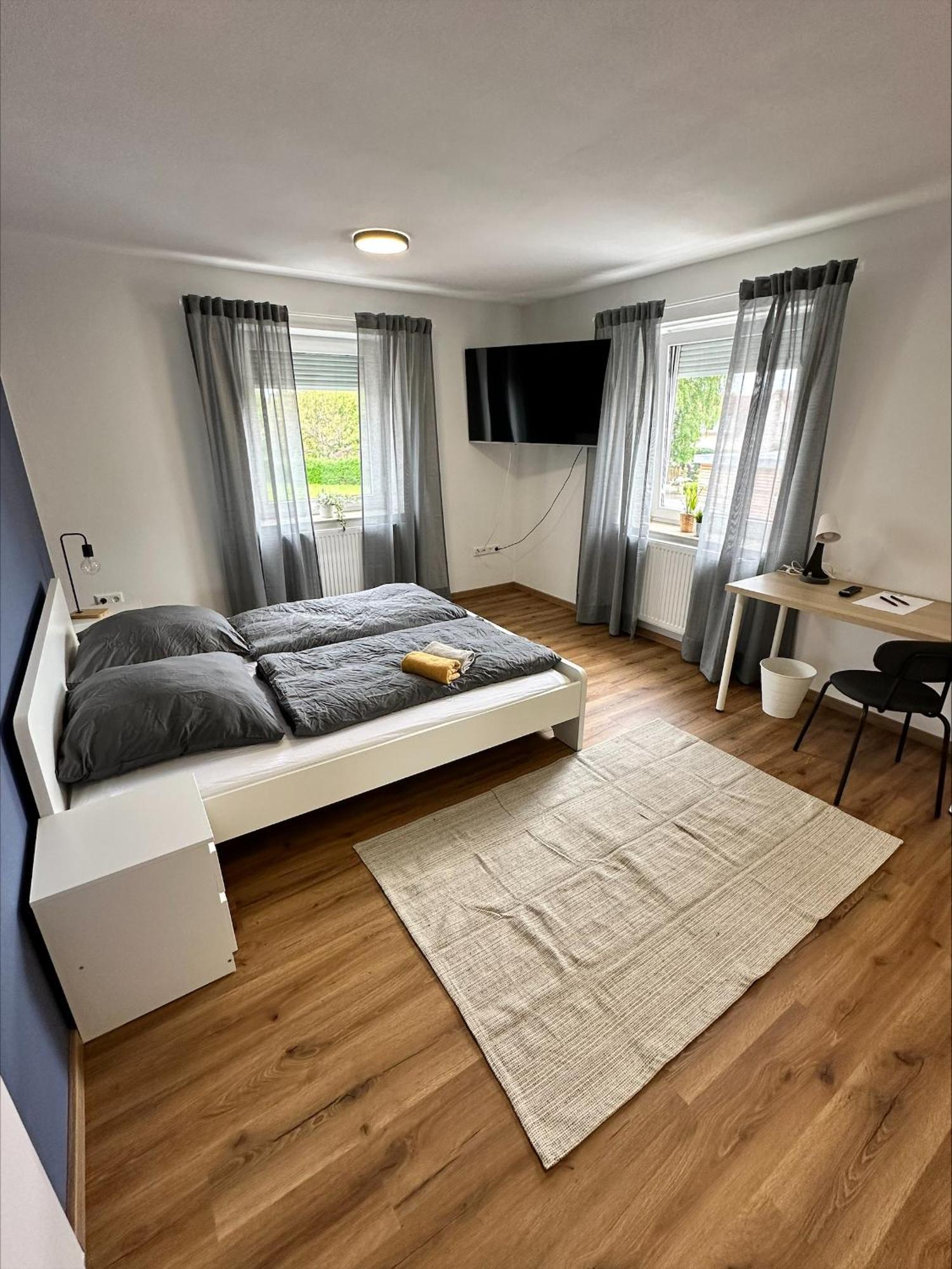 Appartement Doppelzimmer 1 - Neu Renoviert *